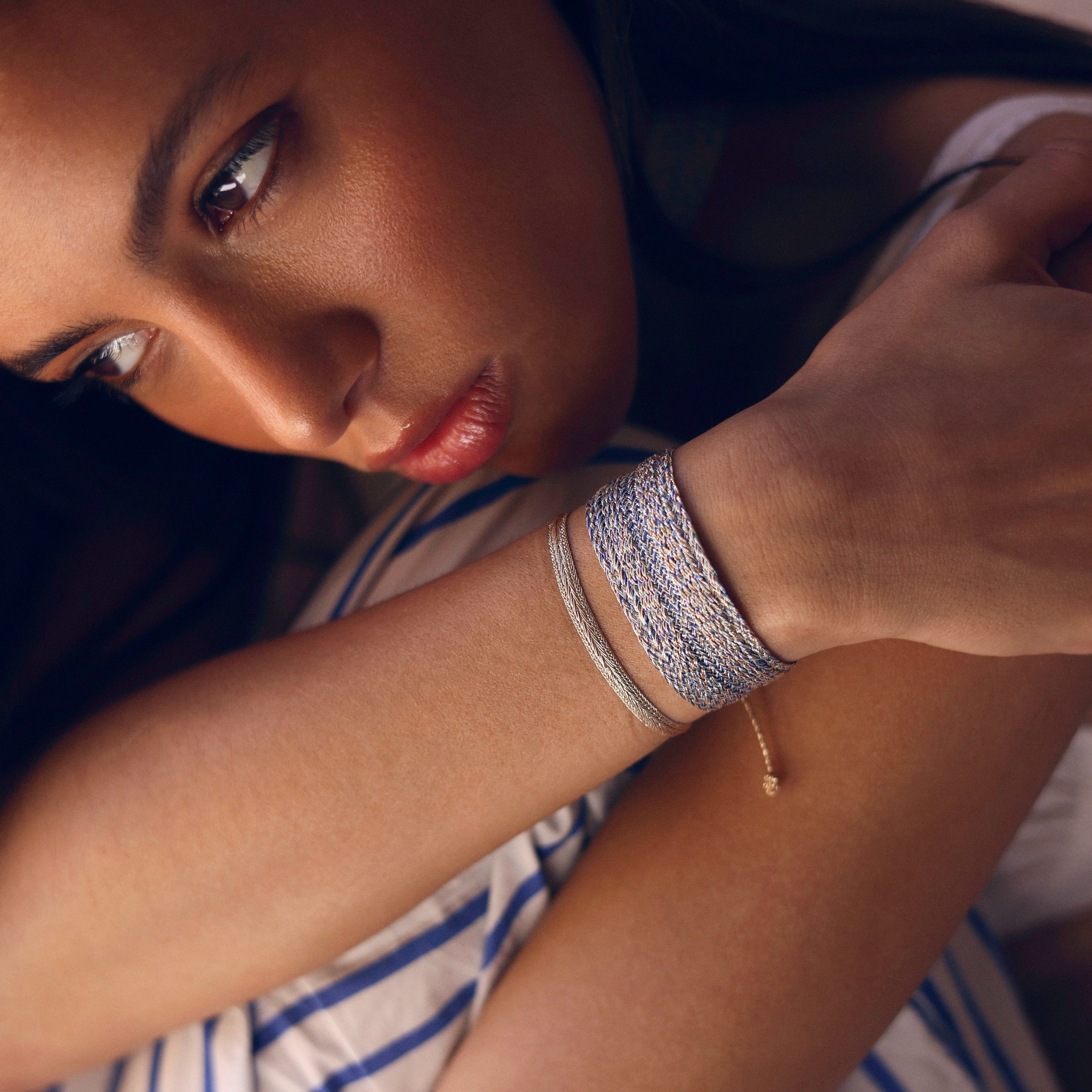Maxi Yula n°1 Bracelet in Peach & Silver Indigo