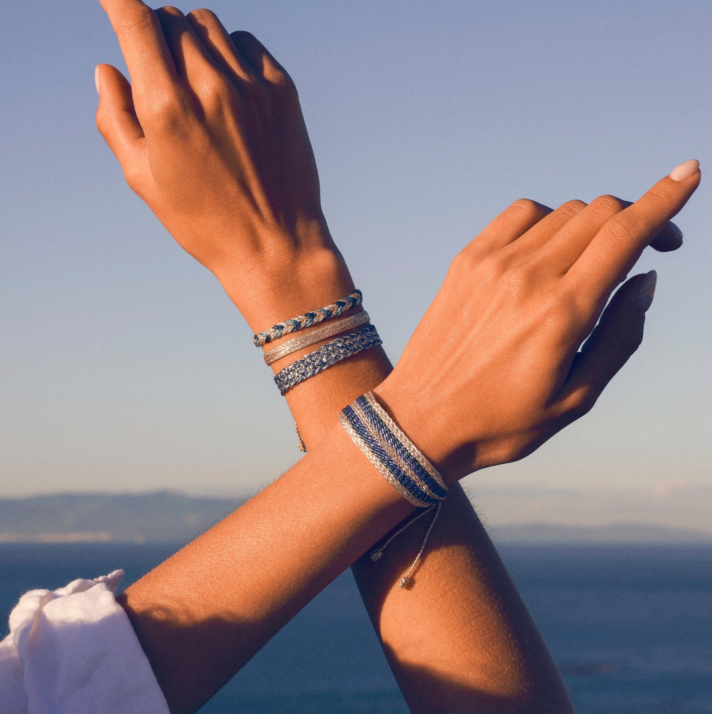 Eya nº2 Bracelet in Gold & Silver Arctic Blue