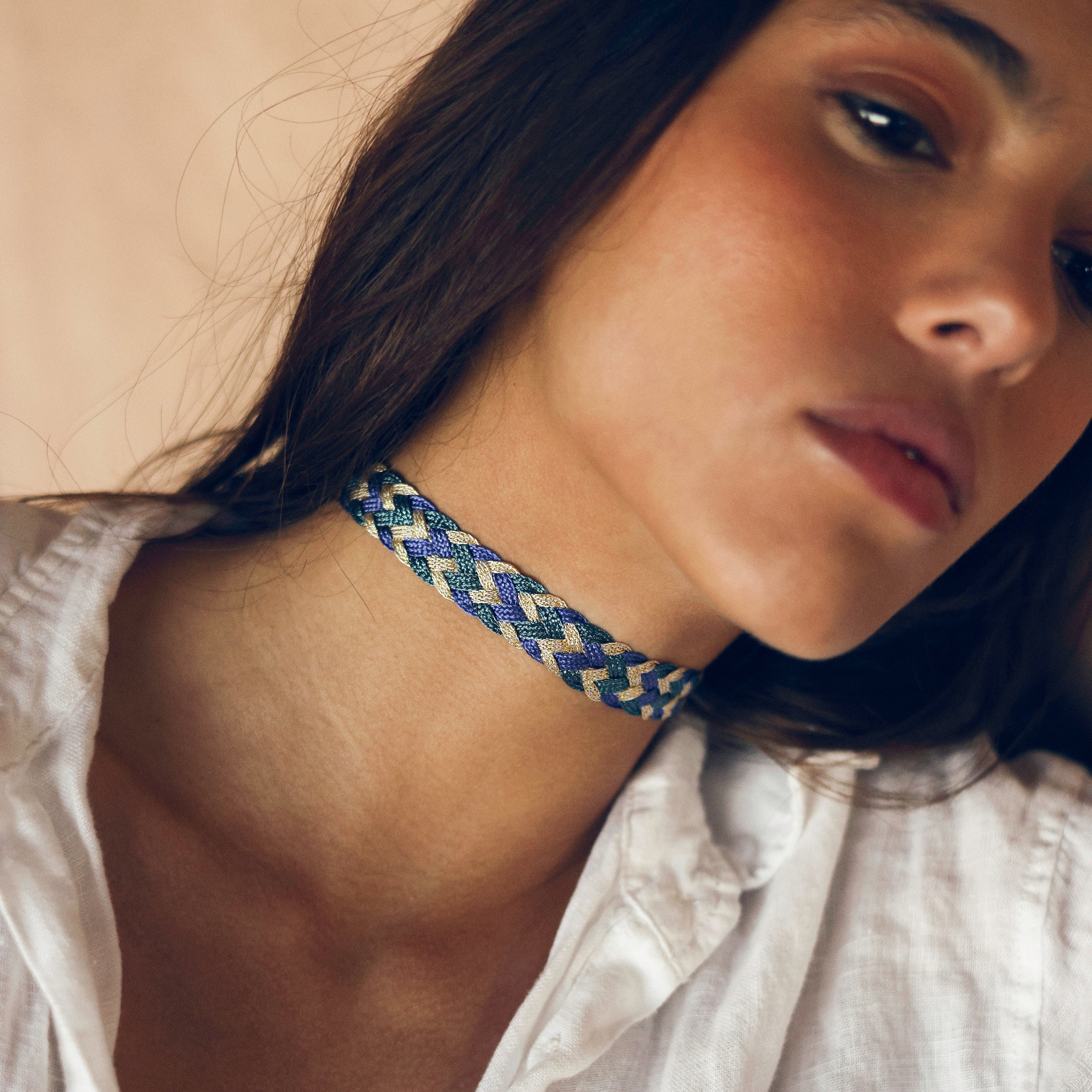 Lira nº2 Choker in Gold & Silver Indigo