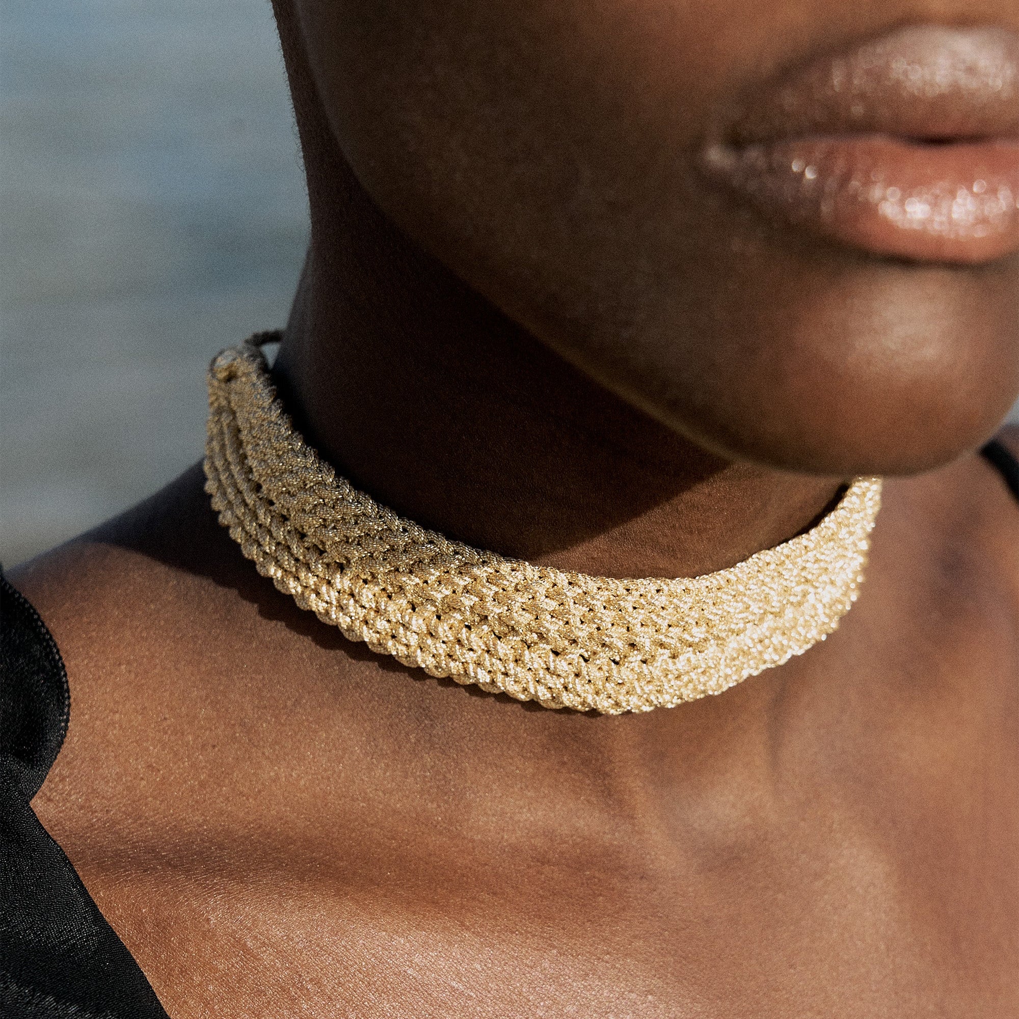 Uzoud choker