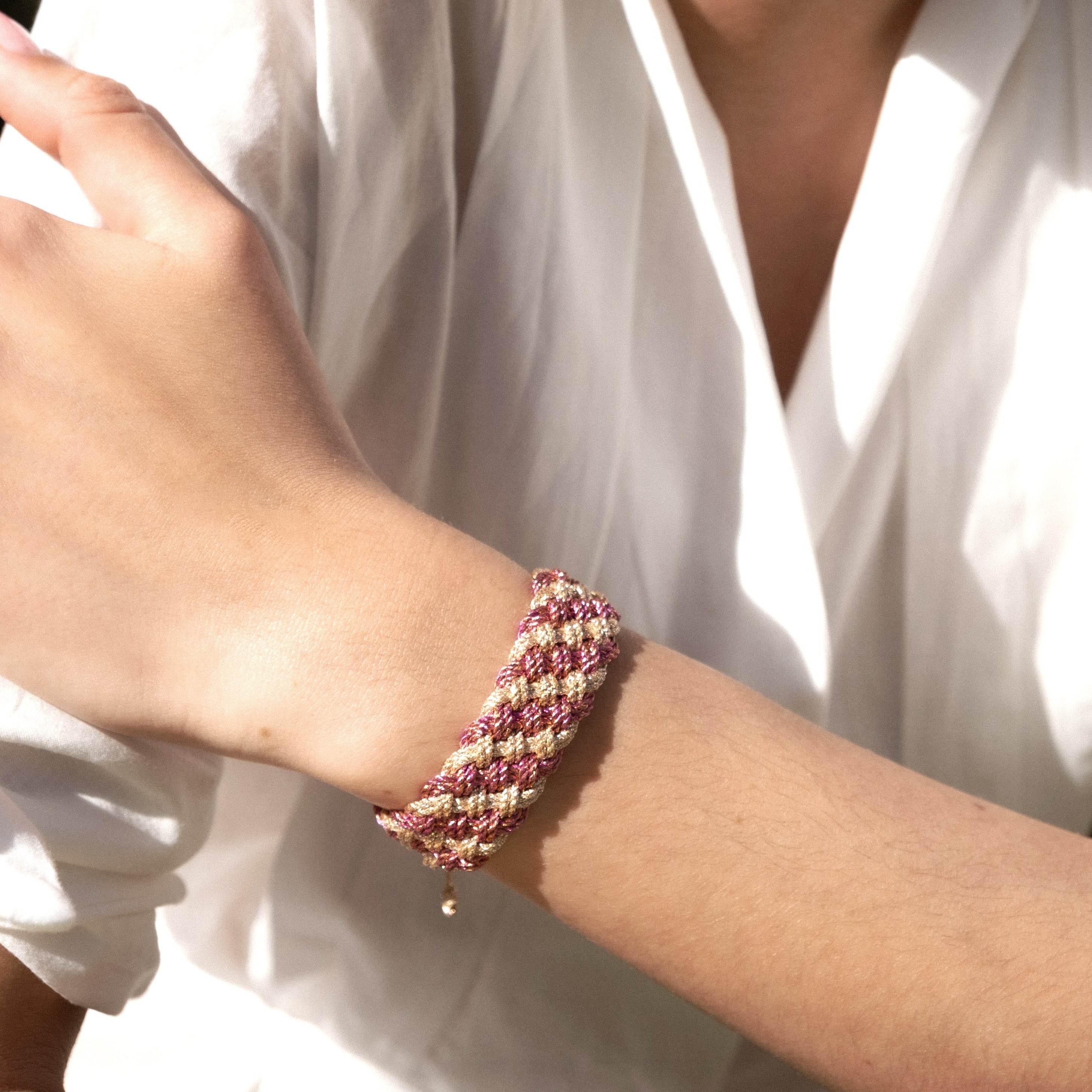 Diyah nº2 Bracelet in Rose Gold Hot Pink
