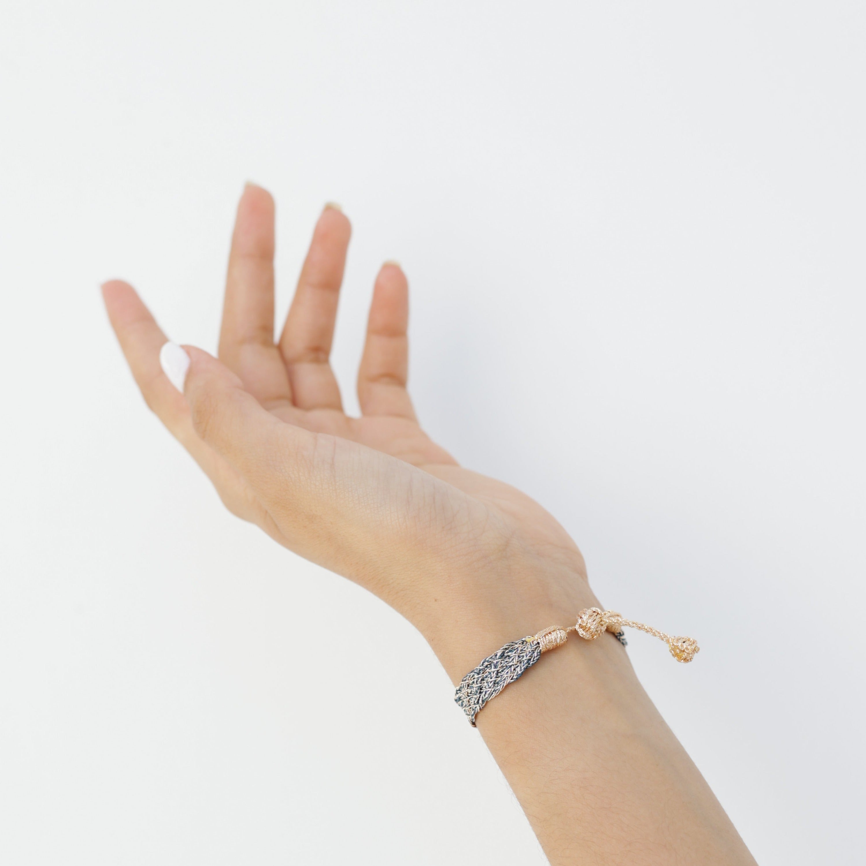 Lines n°1 bracelet in Peach Royal Blue