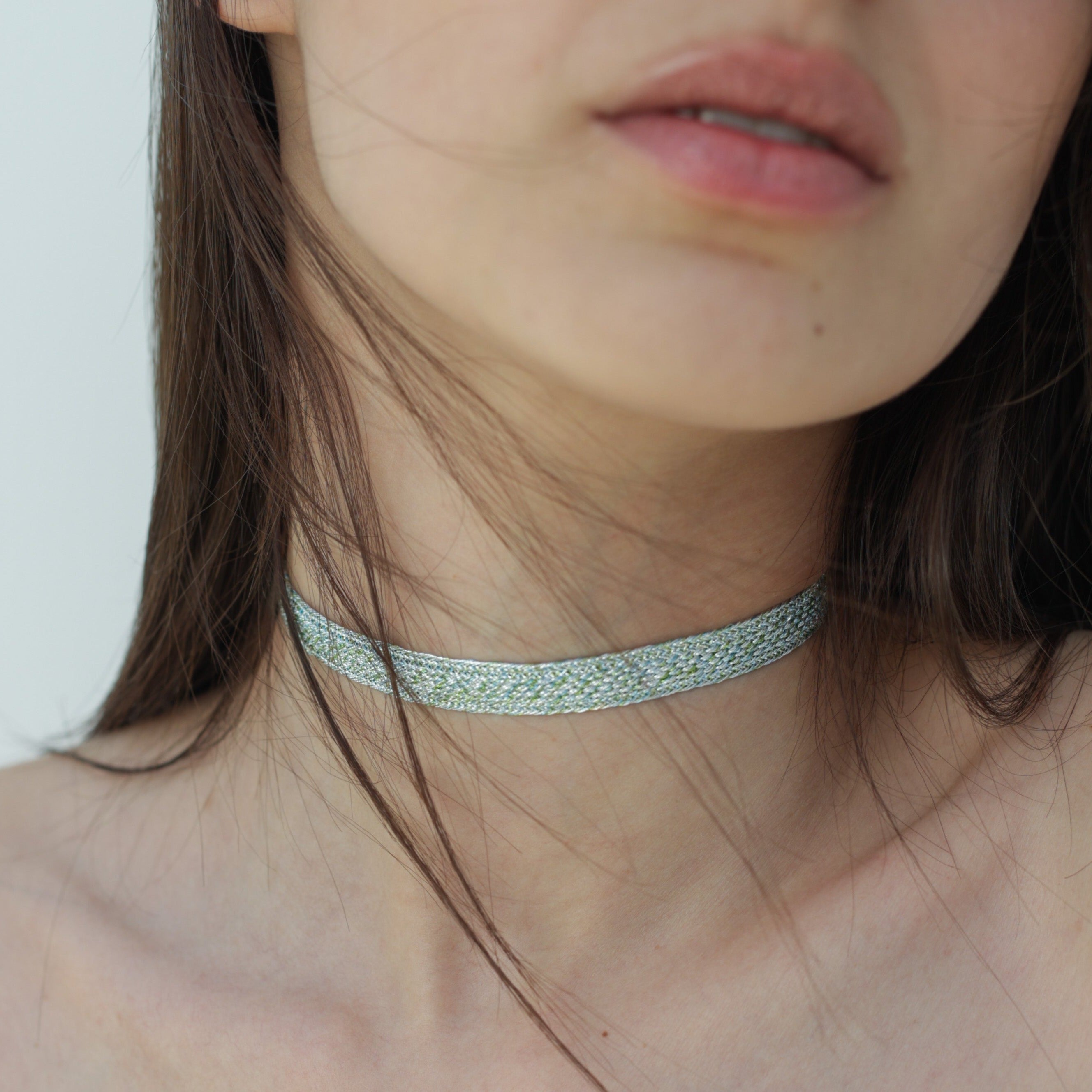 Izy n°1 Choker in Silver Green
