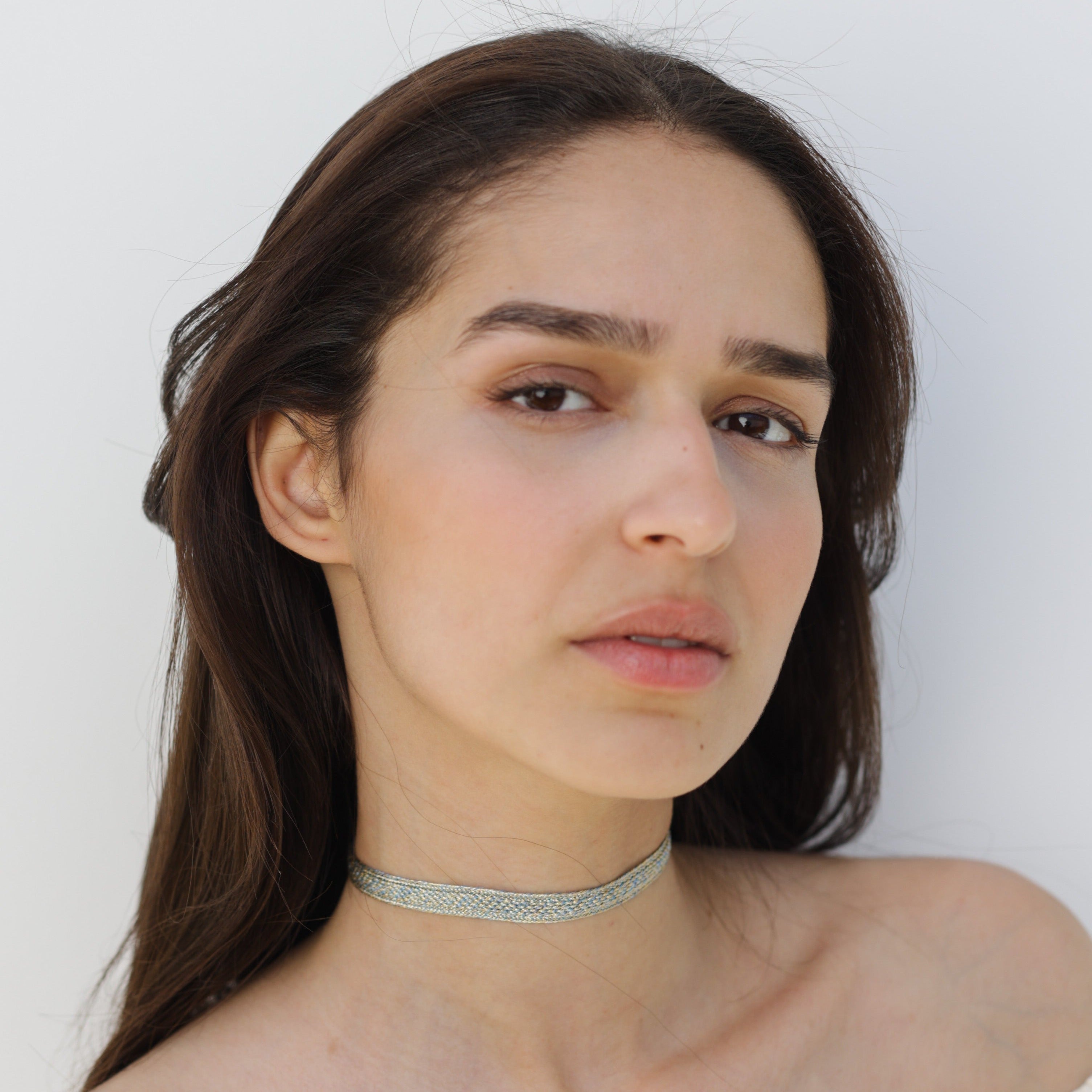 Izy n°1 Choker in Gold Denim