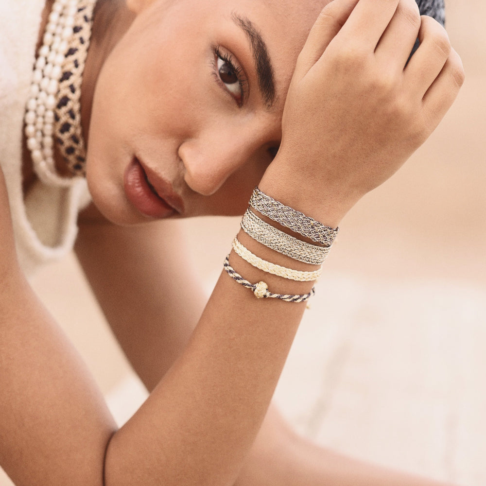 Maaÿaz: Gold threads jewelry ethically handmade in Morocco.