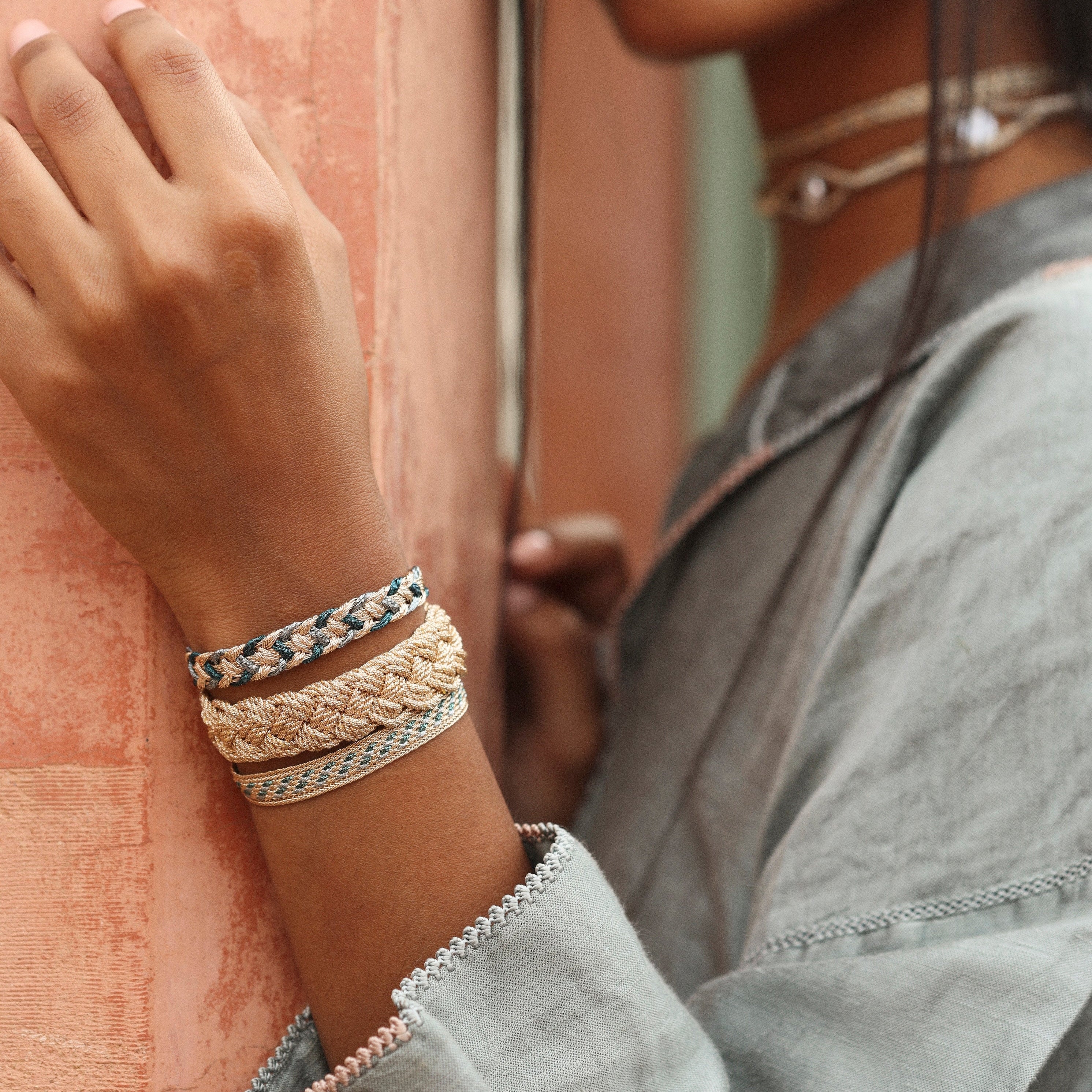 Ayla nº2 Bracelet in Rose Gold Nickel Blue