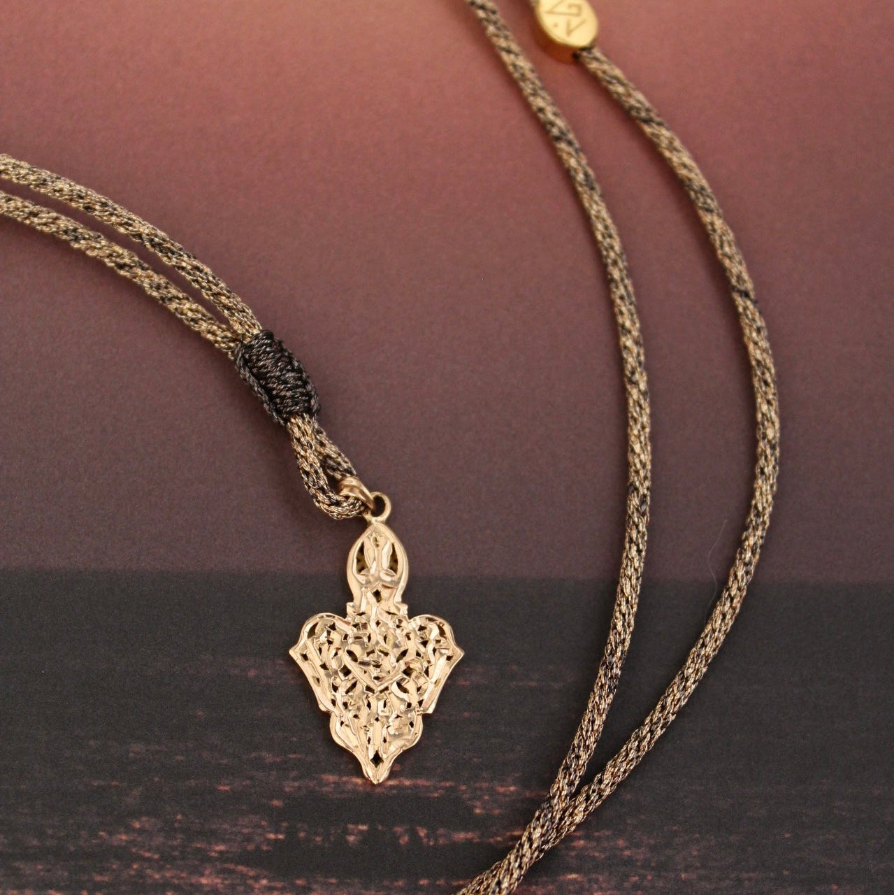 Siraj Necklace 18k Gold