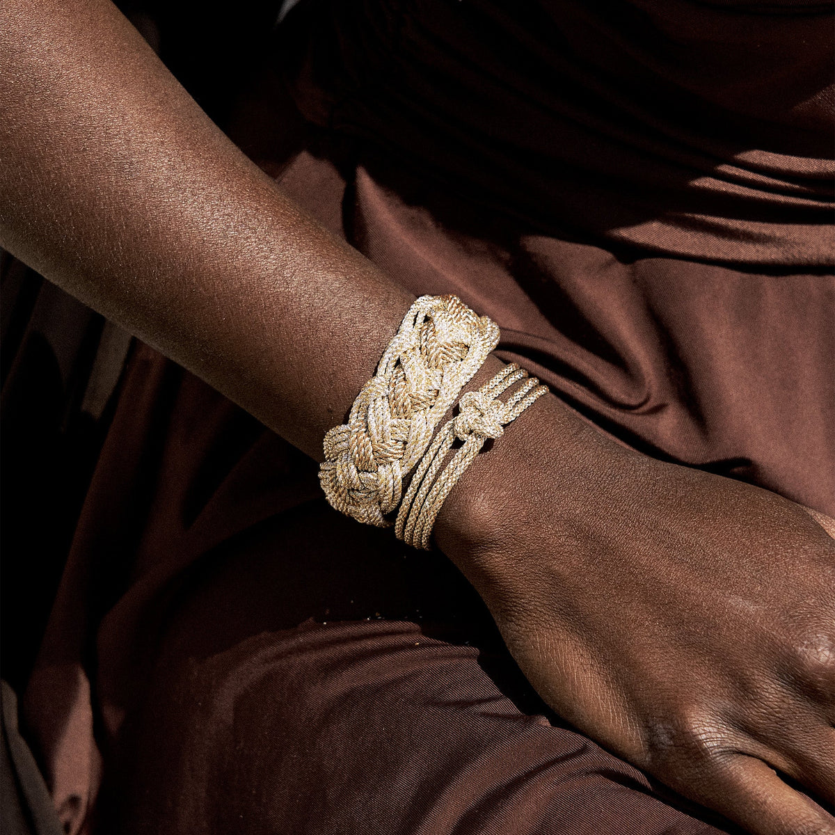 Maaÿaz: Gold threads jewelry ethically handmade in Morocco.